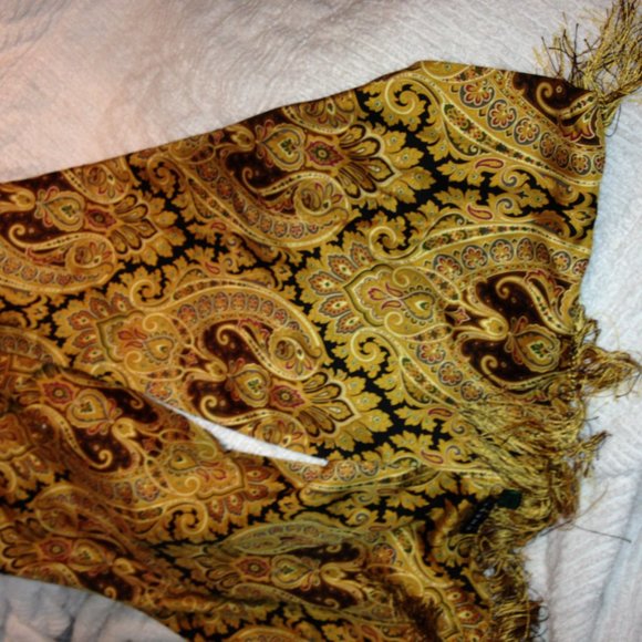 Paisley damask Italian Silk Scarf - Picture 8 of 9